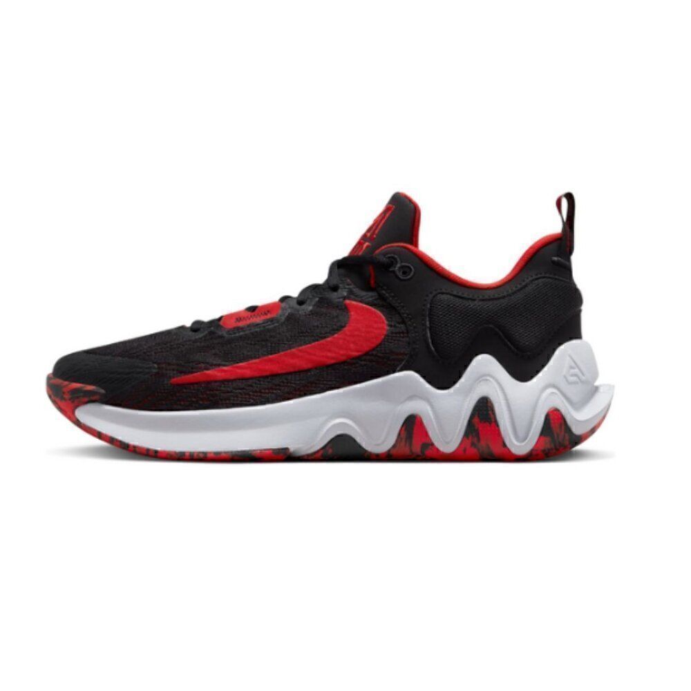 Nike Men's Basketball Three Quarters Tall, Black University Red Wolf Grey, 7.5